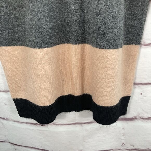 Andree by Unit Sweater Women SZ S Gray Peach Black Colorblock Pullover Casual - Picture 5 of 9